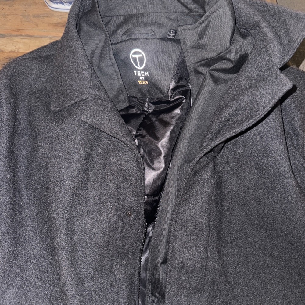 Mens TUMI T - Tech Wool Coat - Charcoal - EUC  Size  XL