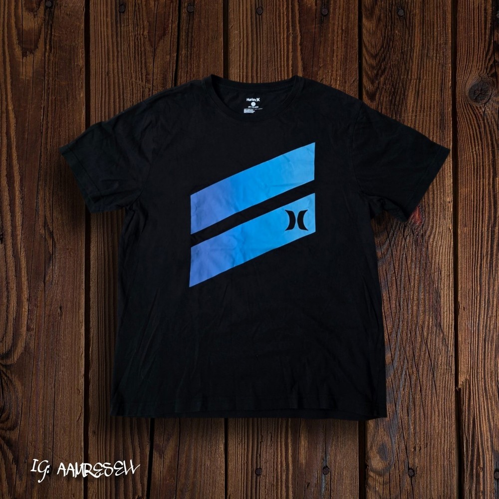 HURLEY Graphic T-Shirt ⭐️