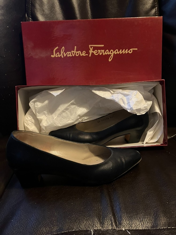 Salvatore Ferragamo Vintage Ladies Shoes Size 5.5