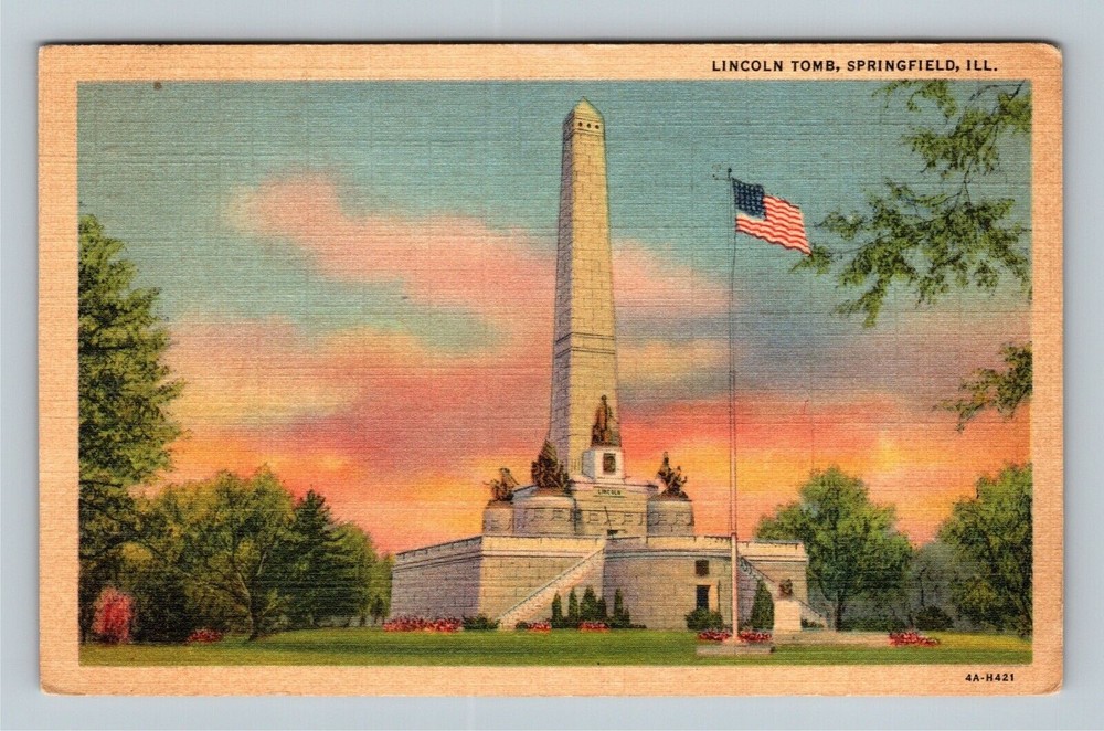 Springfield IL, Lincoln's Obelisk Tomb, US Flag, Illinois c1949 Vintage Postcard