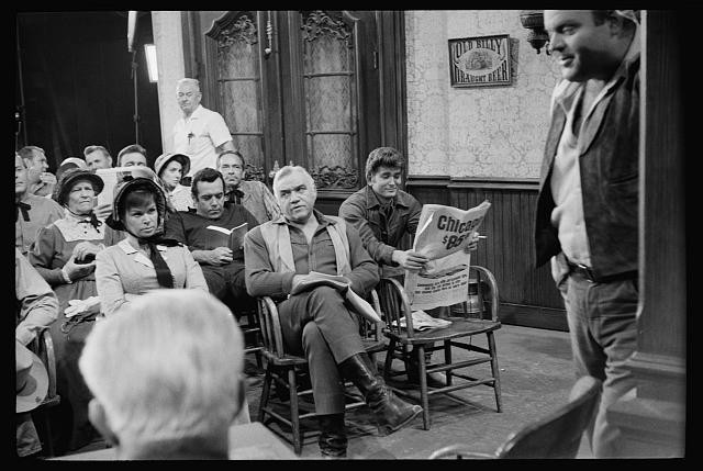 Photo:Bonanza TV Show Cast 1964 Western Saloon Scene Newspaper Reading
