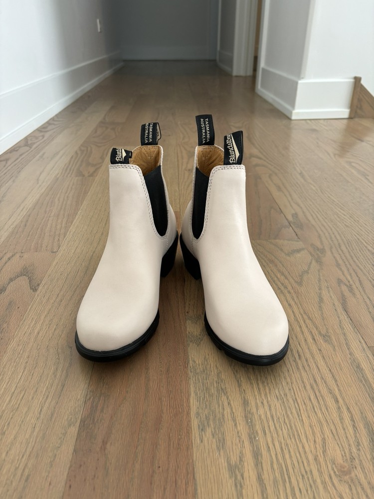 Blundstone Boots BL2160 Heeled Boots Womens Size 7.5 Pearl Leather Chelsea Boots