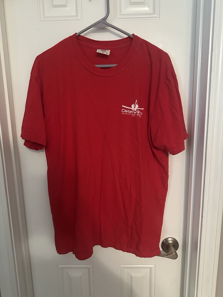 Captain Woodys HHI Red Short Sleeve T-shirt Size Large