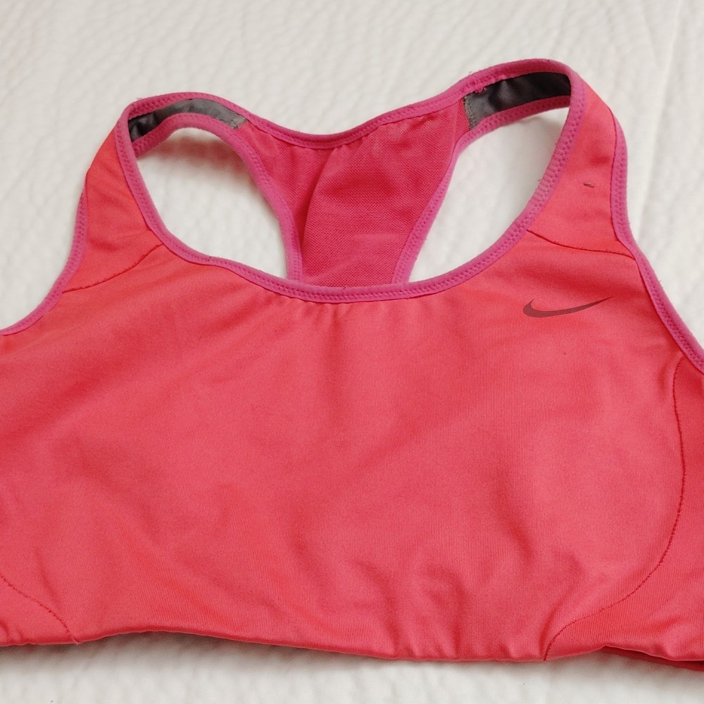 Nike Dri-FIT Women's Pink Gray Sports Bra M Lightweight Lined Pullover Wireless