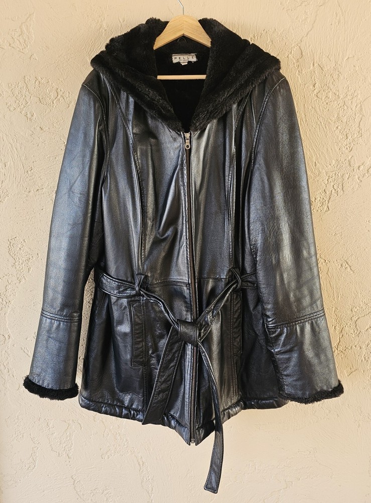 Pelle Studio Women's Hooded Leather Faux Fur Jacket Coat Size 1X Wilson's EUC