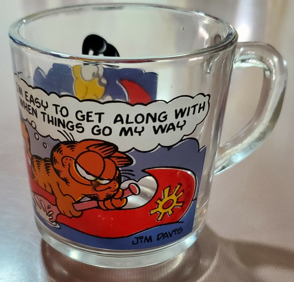 VTG McDonalds 1978 Jim Davis Garfield Cat Odie Dog Glass Coffee Mug Cup Tea