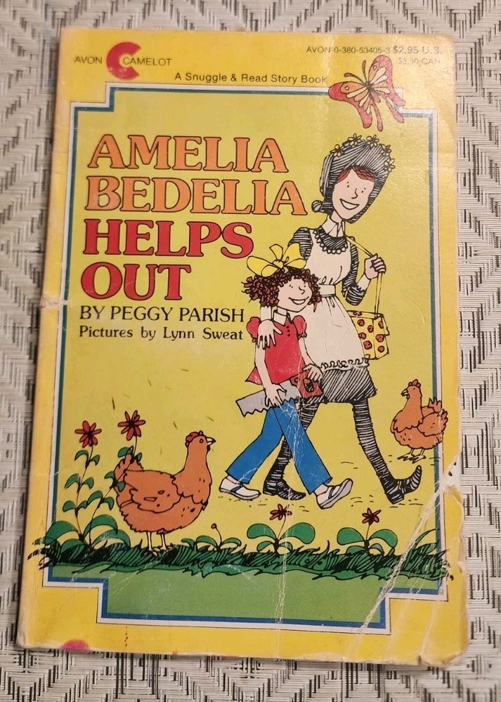 Amelia Bedelia Helps Out Paperback By Peggy Parish 1st Camelot Ed 1981 Vintage