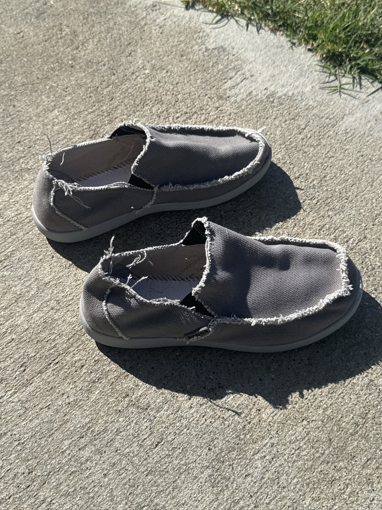 Crocs Santa Cruz Mens Size 7 Gray Canvas Slip On Loafers Frayed Shoes