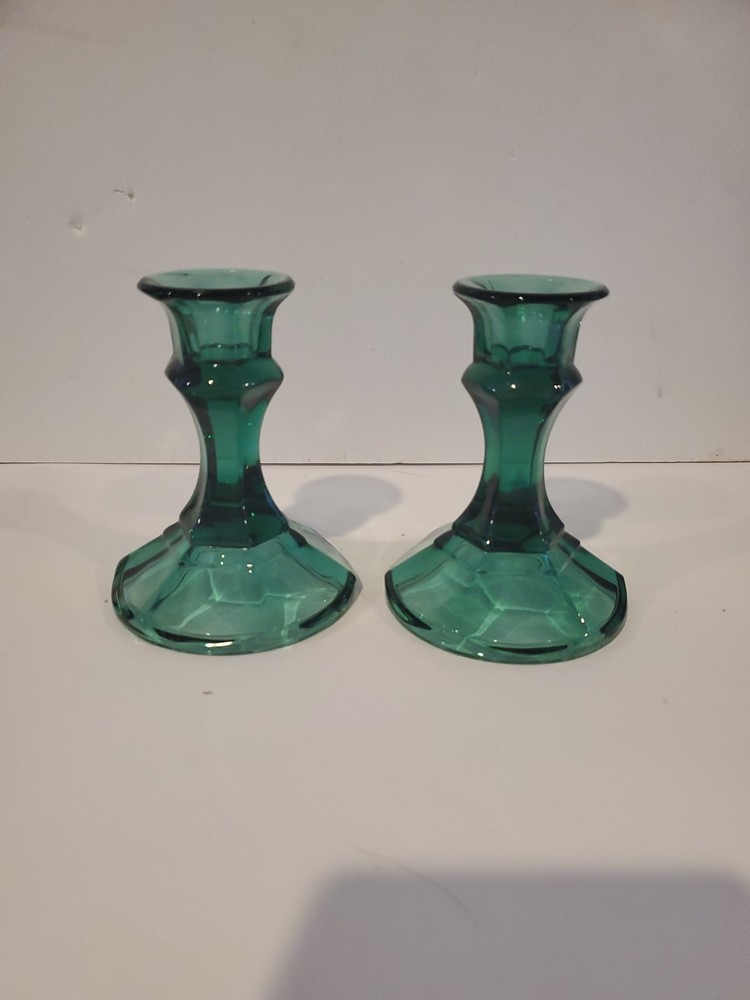Pair Of Vintage Indiana Glass Emerald Green Candlestick Holders 4.25