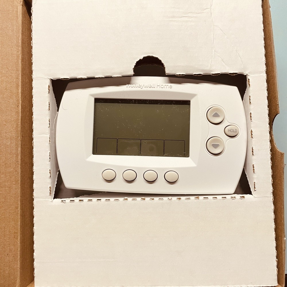 Honeywell Home Wi-Fi Smart Thermostat, RTH6580WF Renew