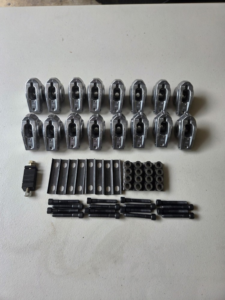 Ford Racing 1.73 Roller Rockers F3ZE-6529-AB Full Set for Cobra