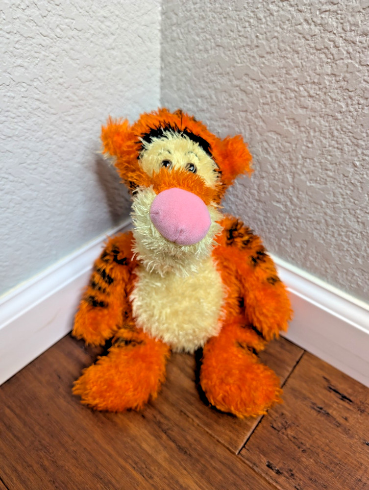 Disney Store Soft Feather Tigger Plush Toy Winnie the Pooh Stuffed Animal 10