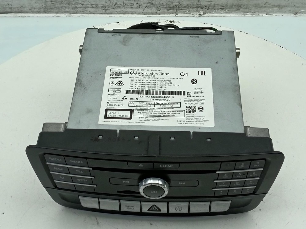 MERCEDES A CLASS STEREO HEAD UNIT A2469002318 W176 2012-2018