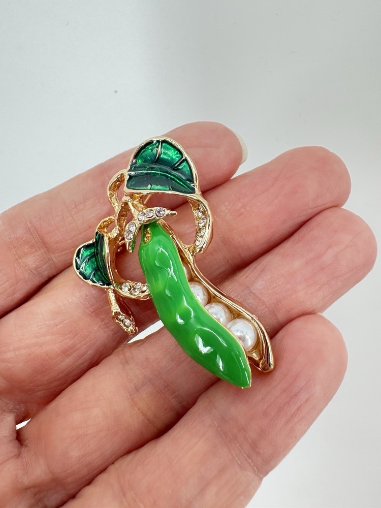 Gold-tone Green Enamel Pea Pod & Leafs  Brooch Pin Faux Pearls Rhinestones