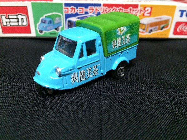 Takara Tomy Tomica Daihatsu Midget Sokenbicha Truck Coca-Cola Drink Car Set 2