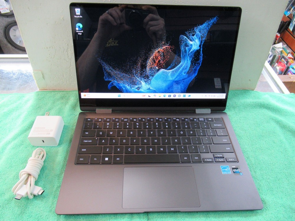 Samsung Galaxy Book2 360 13.3