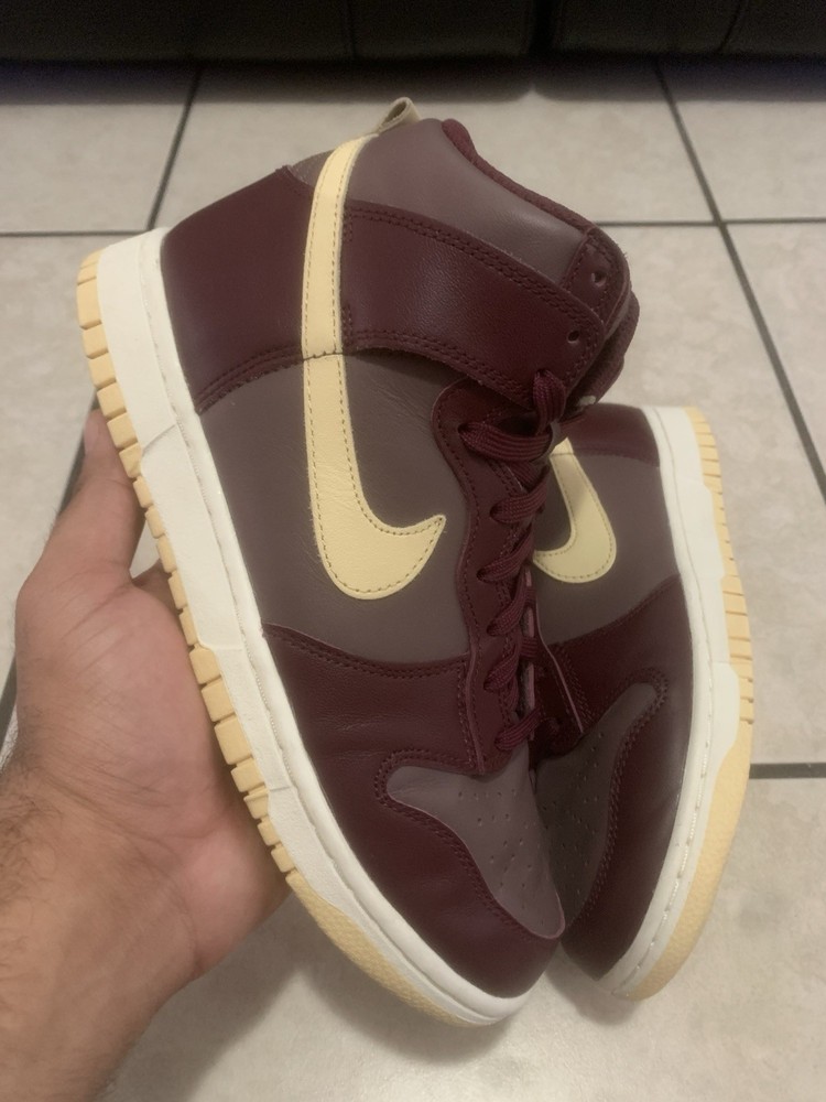 Nike Dunk High Plum Eclipse