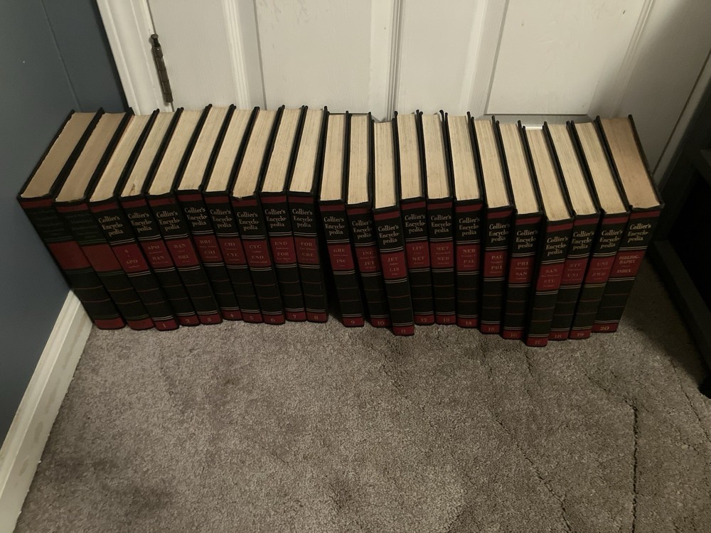 1960 Colliers Encyclopedia Complete Set Volumes 1-20 W 2 Funk Wagnall Dictionary