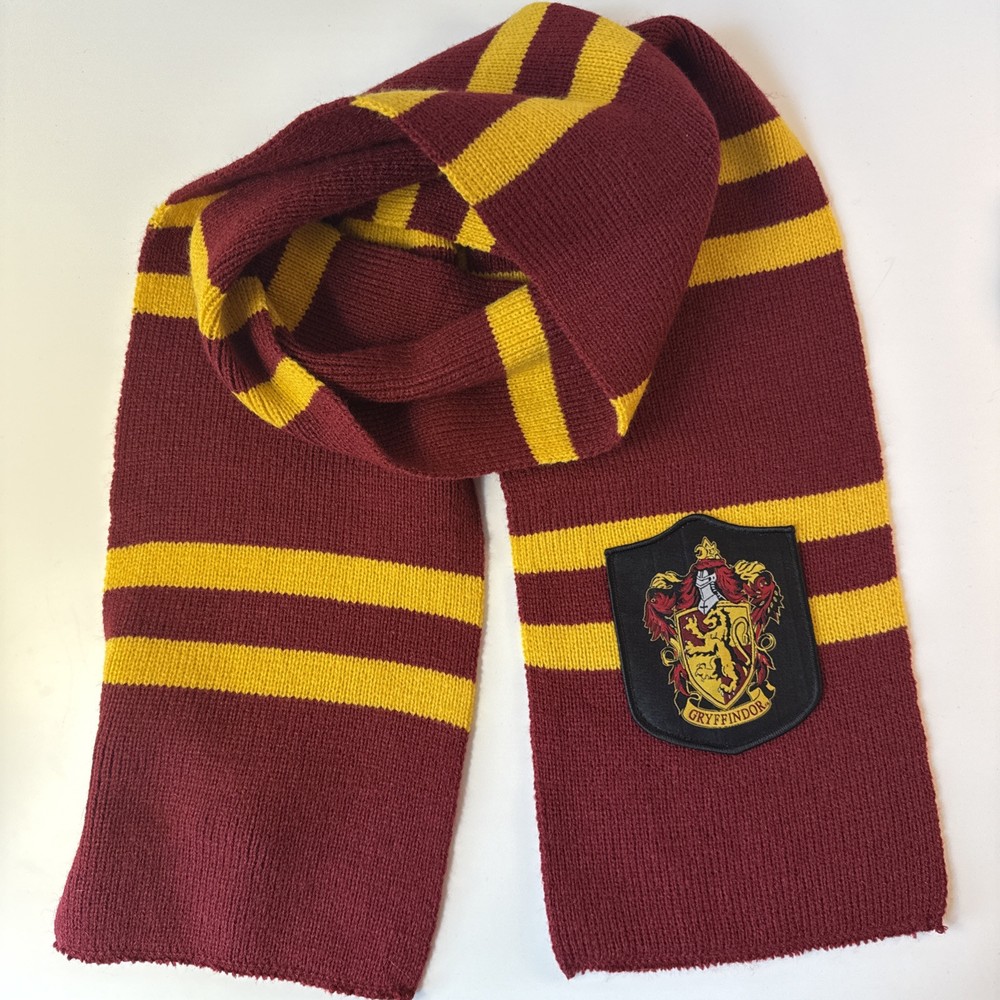 Harry Potter Gryffindor Scarf Official Wizarding World Soft Warm Knit Winter Accessory