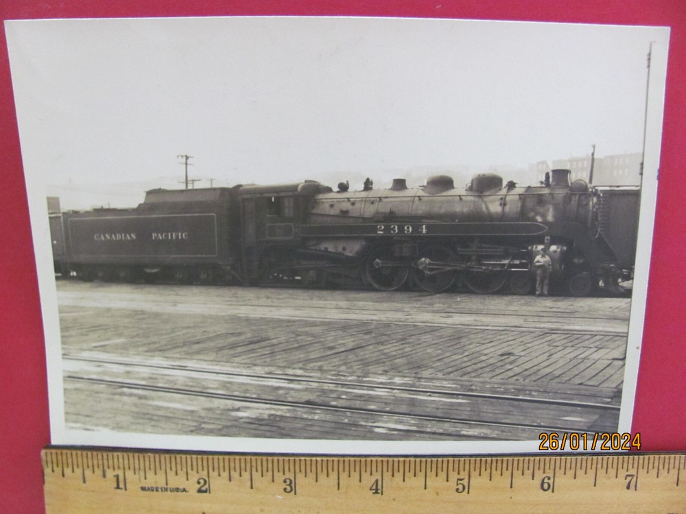 CANADIAN PACIFIC RAILROAD 4-6-2 LOCOMOTIVE #2394 5x7 B&W PHOTO w/ LOCO DATA
