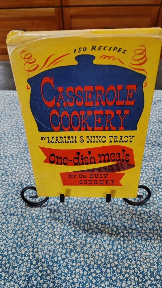 vintage Casserole cookery hardcover cookbook 1948 Nina & Marian Tracy