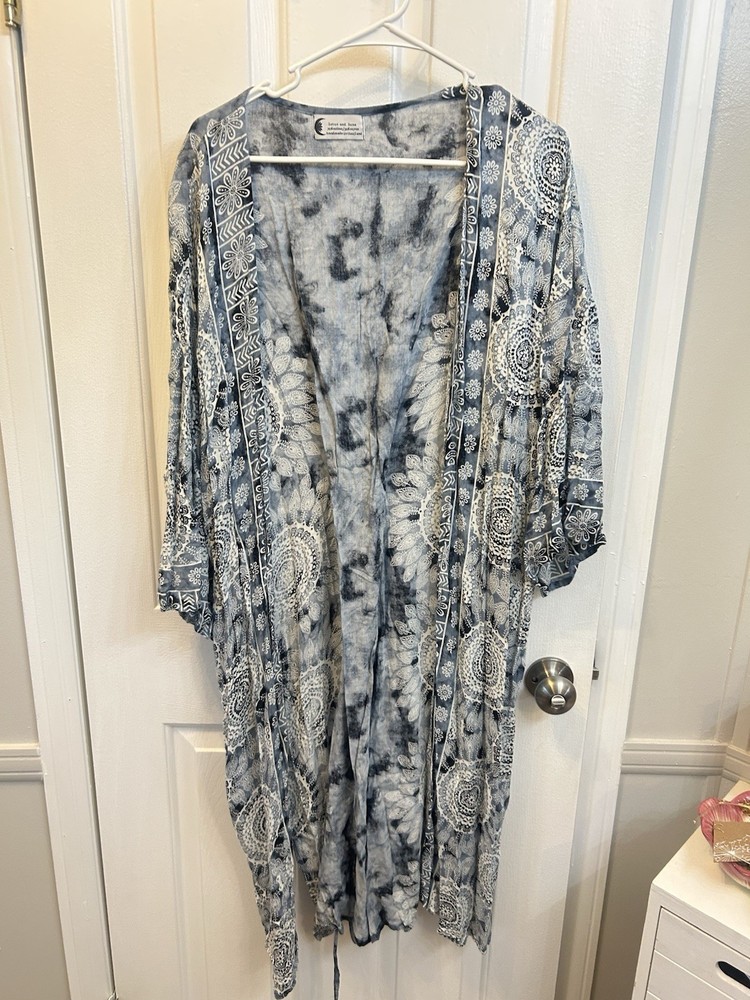 Lotus and Luna Women’s Blue/White Tie-Dye Kimono Top One Size 3/4 Sleeve V-Neck