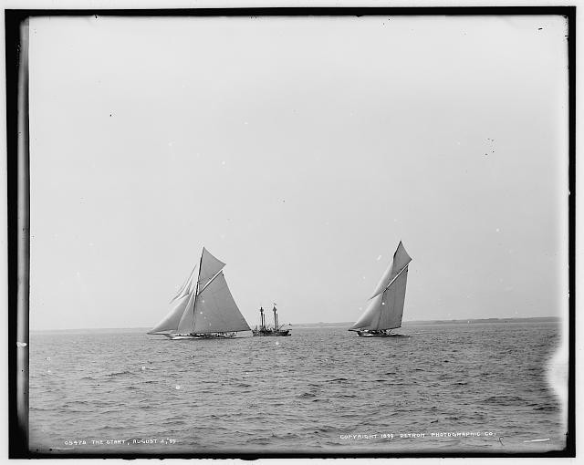 Photo:Detroit Defender Columbia Regatta Yachts Lightship 1899 Start