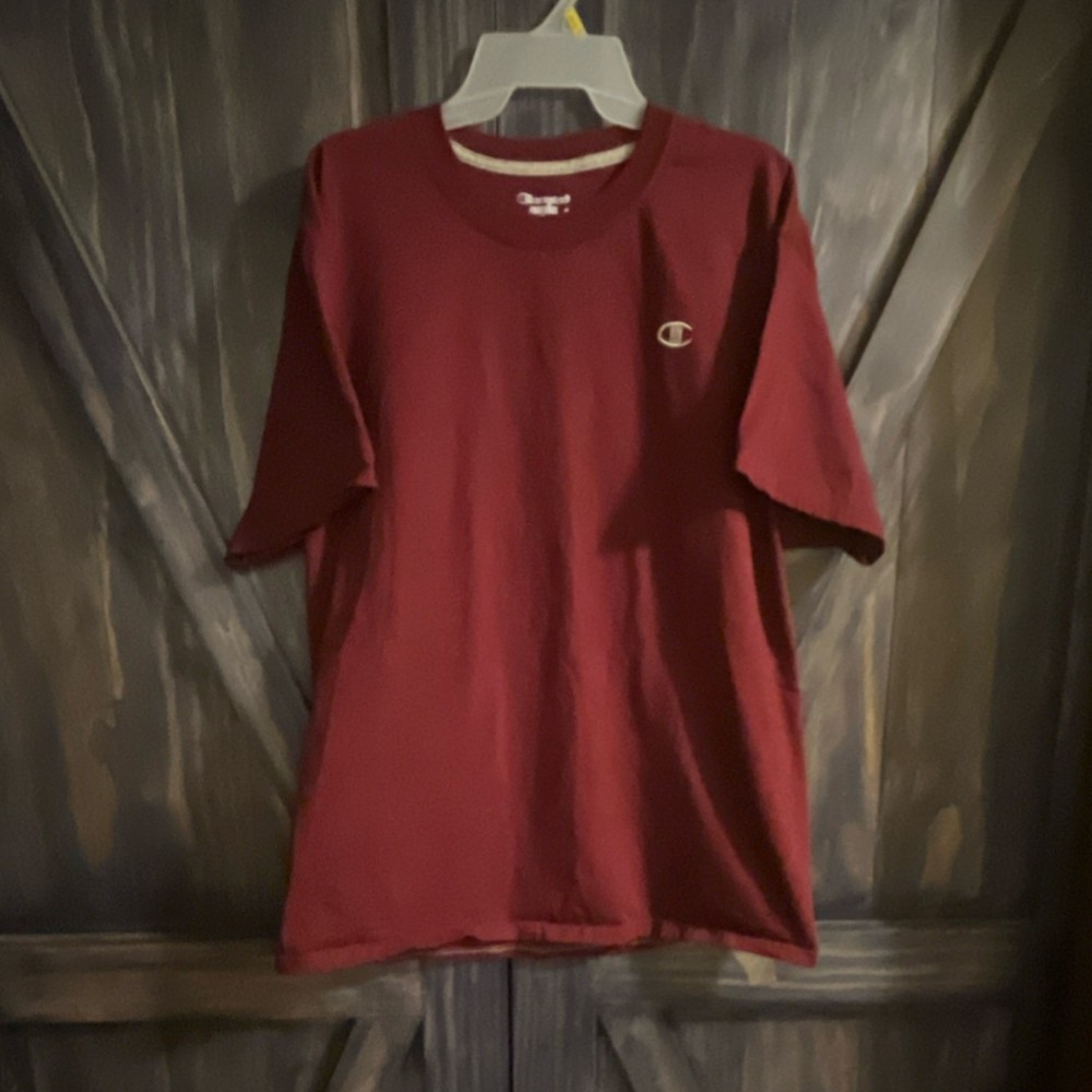 Champion Authentic Men’s Red Cotton T-Shirt XL Short Sleeve Crew Neck Logo