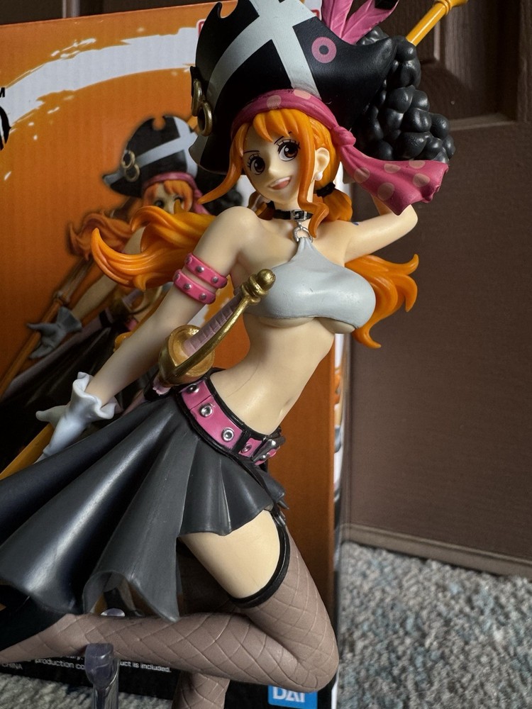 Bandai ONE PIECE Film Red Ichibansho Nami Figure More Beat Pirate Ver Near Mint