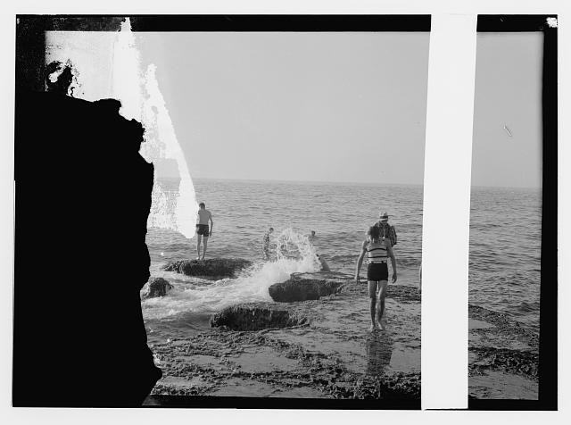 Photo:Beirut Lebanon 1920s American University Students on Seaside Rocks