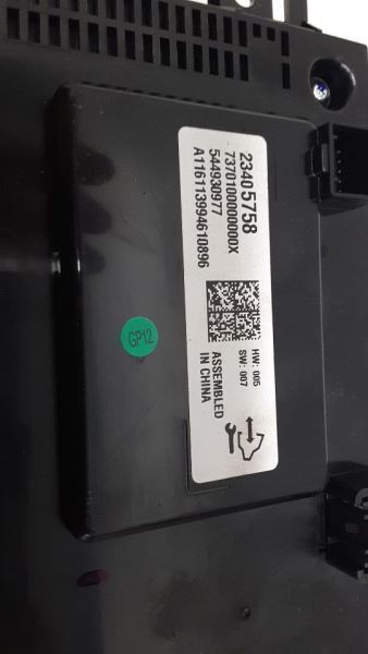 Audio Equipment Radio Control Panel Includes Display Fits 16 ENVISION 3526480