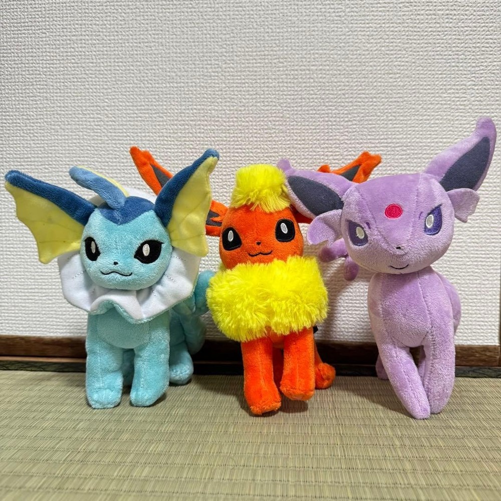 Pokemon Center Eevee Evolution Plush Set Vaporeon Flareon Espeon 3 Pack