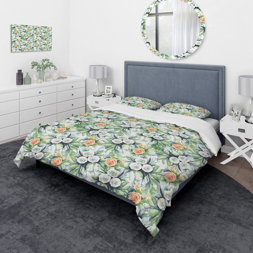 Designart 'Pattern with Flowers' Traditional Bedding Set -