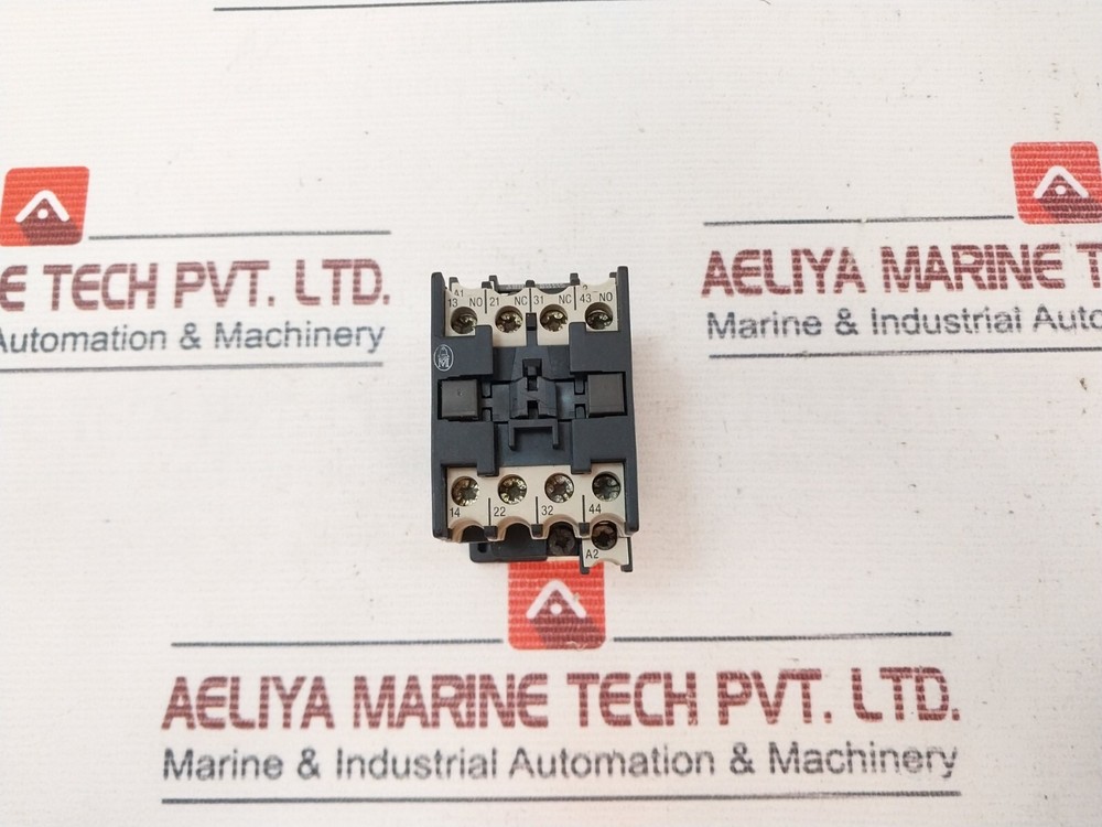 Klockner-Moeller DILR22 Contactor Relay 220V 60Hz