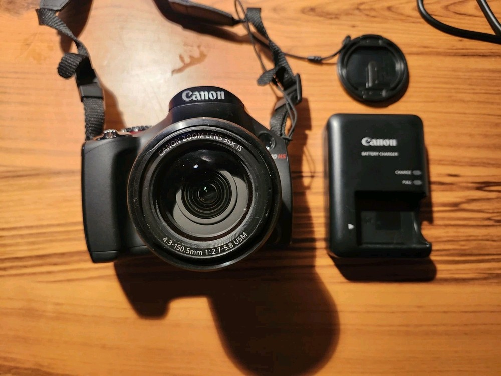 Canon PowerShot SX40 HS Digital Camera 12.1 MP 35X Optical Zoom Tested