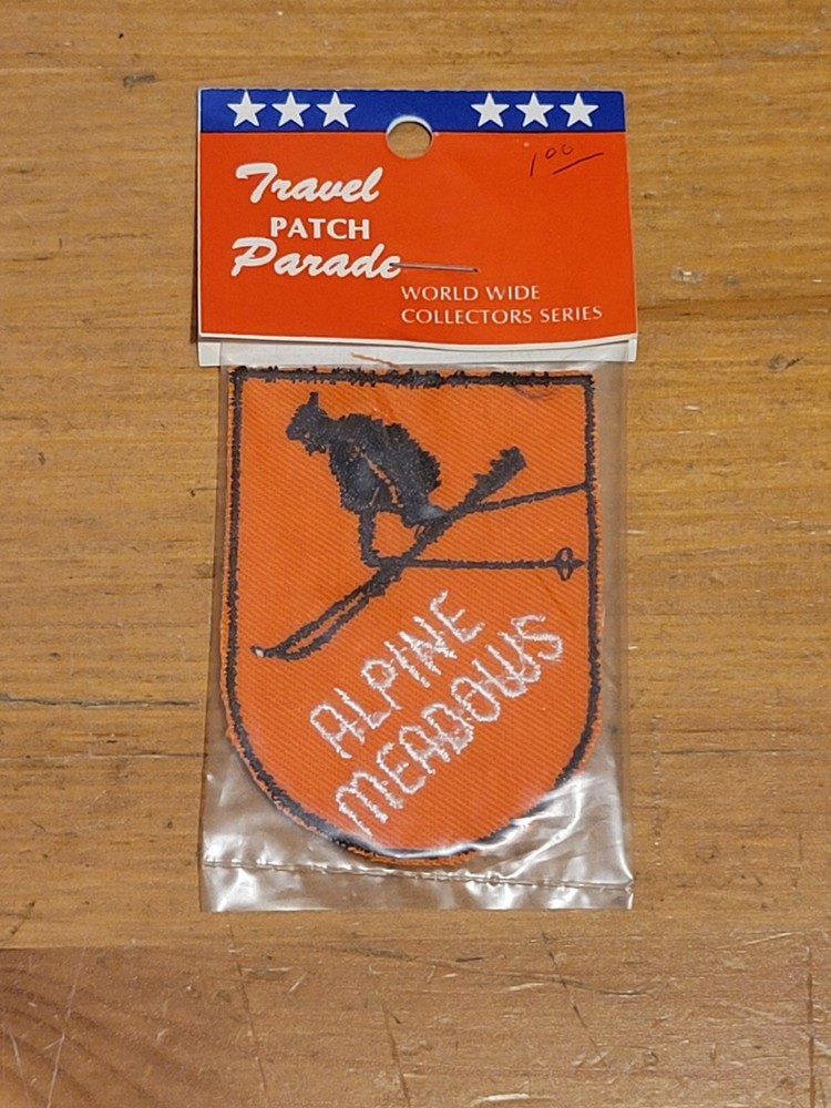 Vintage ALPINE MEADOWS Ski Patch New CALI Lake Tahoe Resort Souvenir Travel