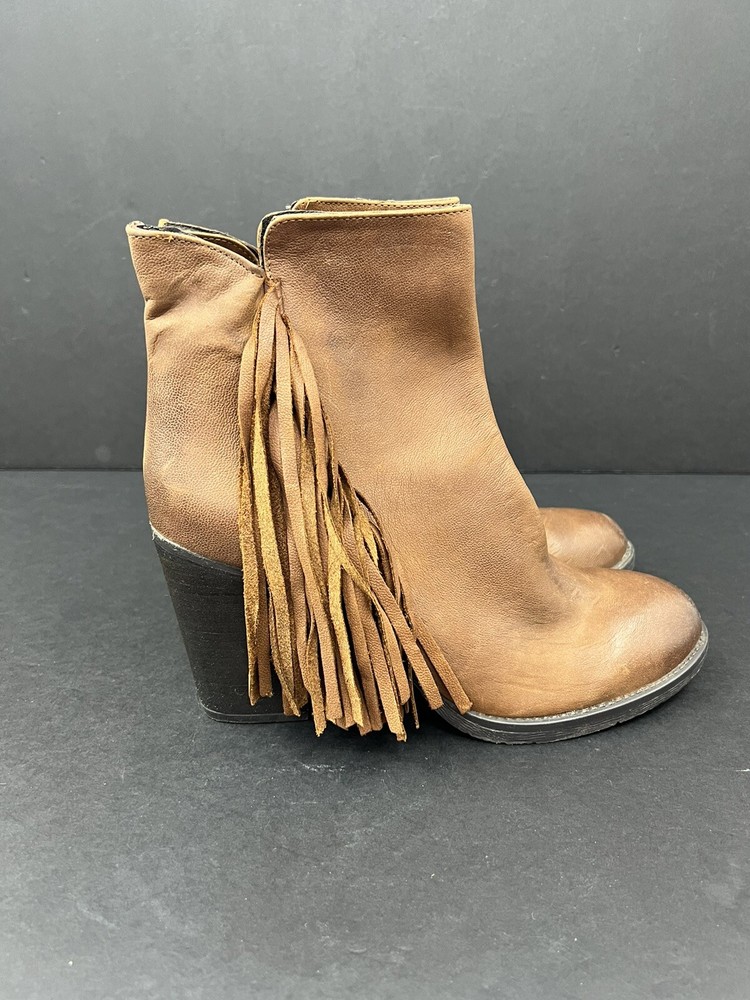Steve Madden Brown Leather Fringe Boots Women’s Size 11 NWOB Woodstock