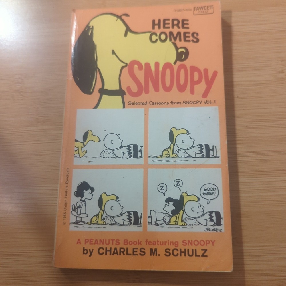 Snoopy Vol 1 Peanuts by Charles Schulz 1958 Fawcett Paperback