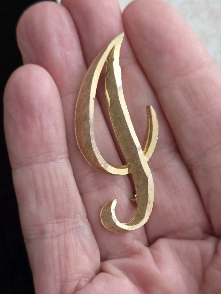 Vintage Script Brooch Pin Capital Letter J Initial Gold Tone Monogram