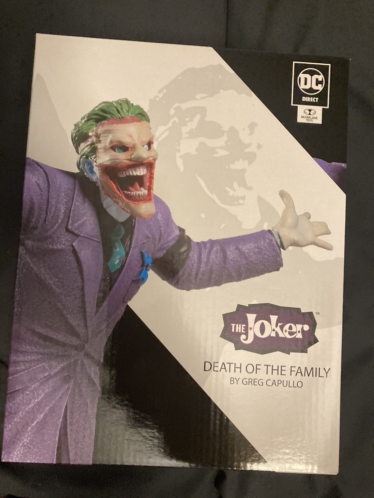 DC Direct THE JOKER Death of the Family 1:10 Statue by Greg Capullo -New, Sealed