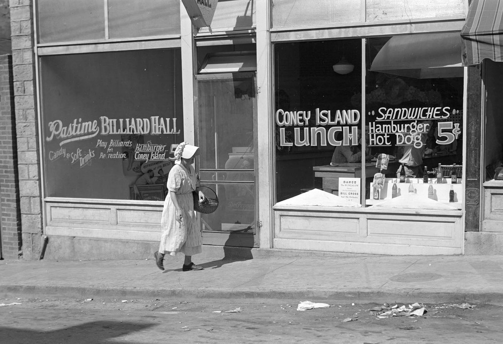 1940 Pool Hall and Lunch Room, Jackson, Kentucky Old Photo 13