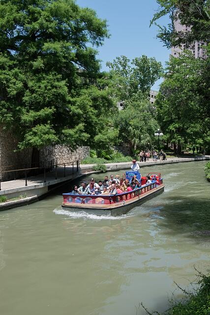 Photo:San Antonio Texas 2014 River Walk Barge Tourists on River Walk