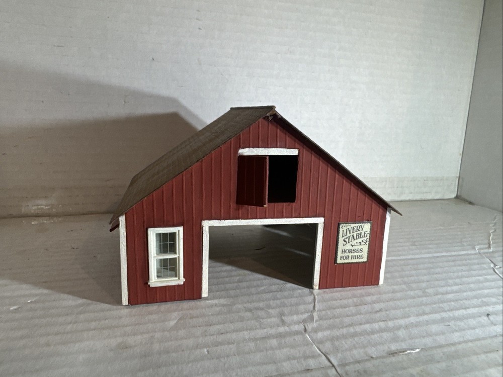 N Scale Wood Stable/Barn Building For Train Set Layout Scenery