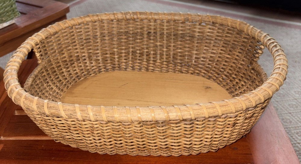 Stonewall Kitchen Nantucket Oval Basket Colonial Woven Server 14 x 11 Inch