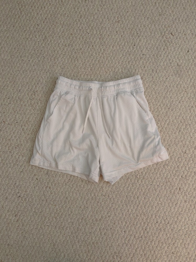 Athletic Works Women's Athletic Shorts White Polyester Elastic Waist Activewear