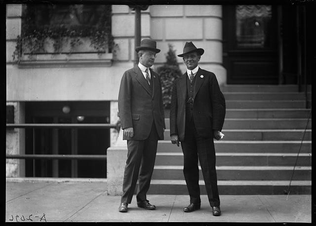 Photo:1910s Men in Suits and Hats Standing on Steps