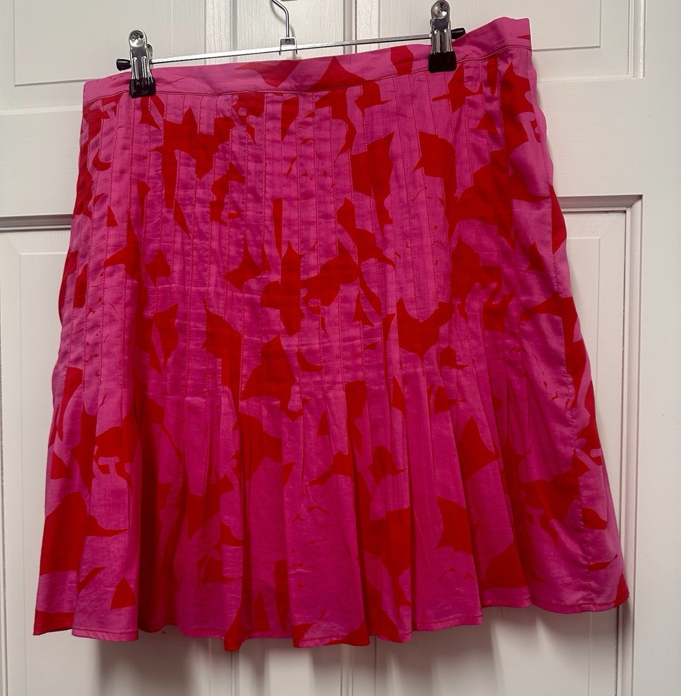Vineyard Vines Women's Pink Cuckoo Tropical Floral Pintuck Mini Skirt sz 10