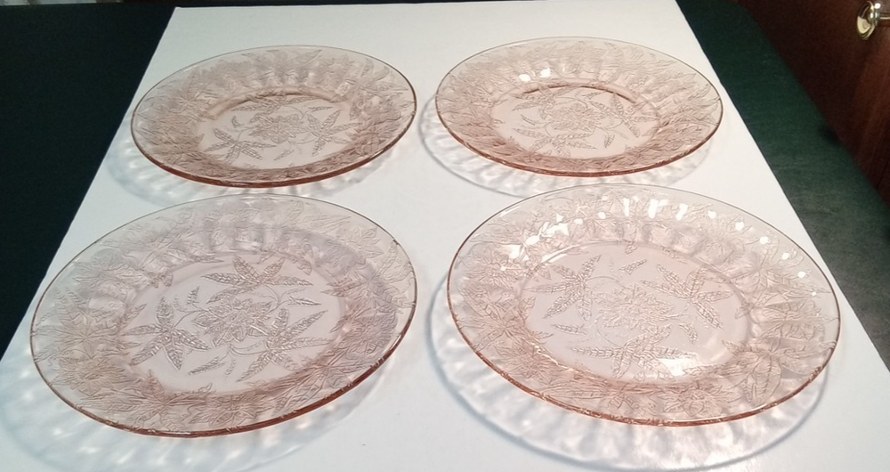 Jeannette Depression Glass Pink Floral Poinsettia 9