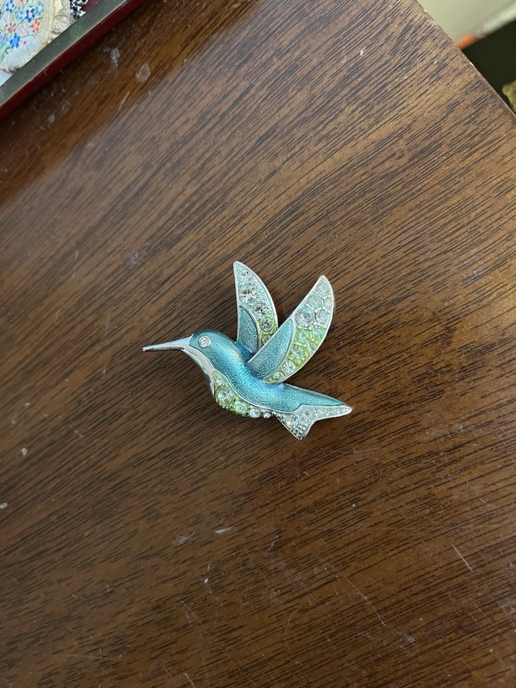 LC Liz Claiborne Silvertone Blue Enamel Rhinestone Hummingbird Pin Brooch