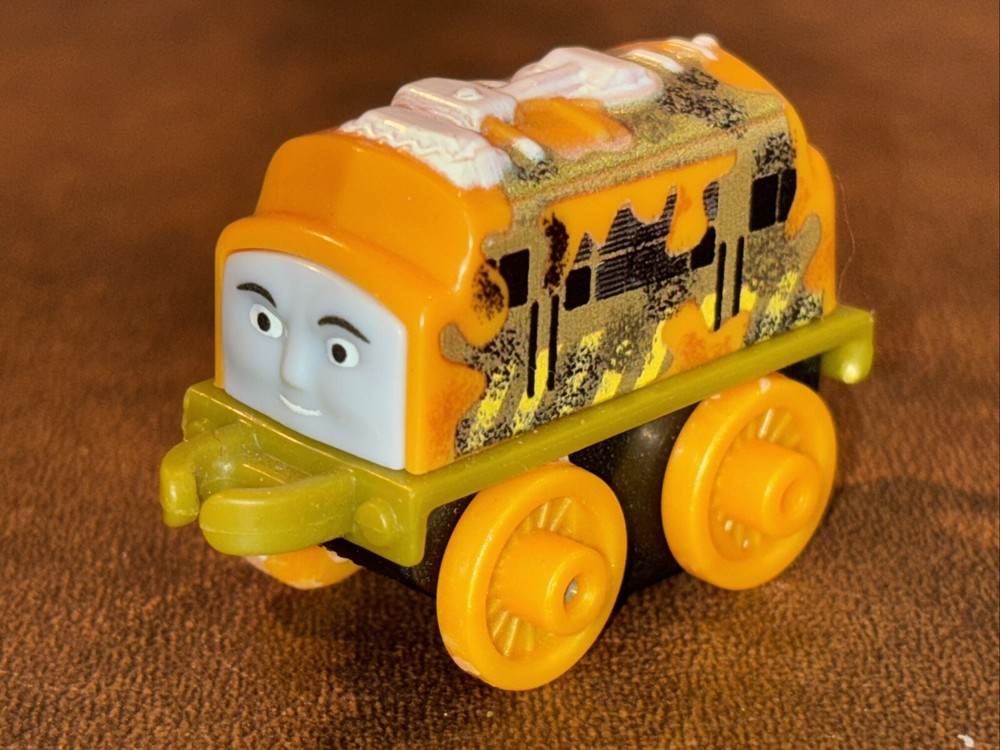 14-Piece Thomas TrackMaster Die-Cast PVC Push Along Train Set #K15D D-10